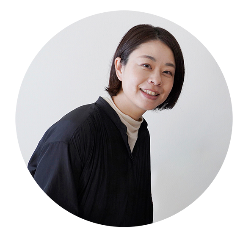 女性カメラマン家老芳美